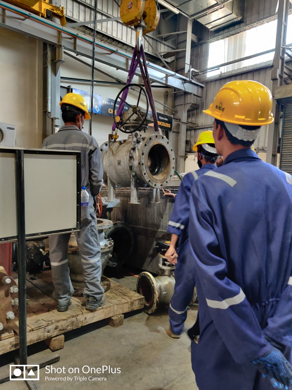 cairn indias largest oil field shutdown