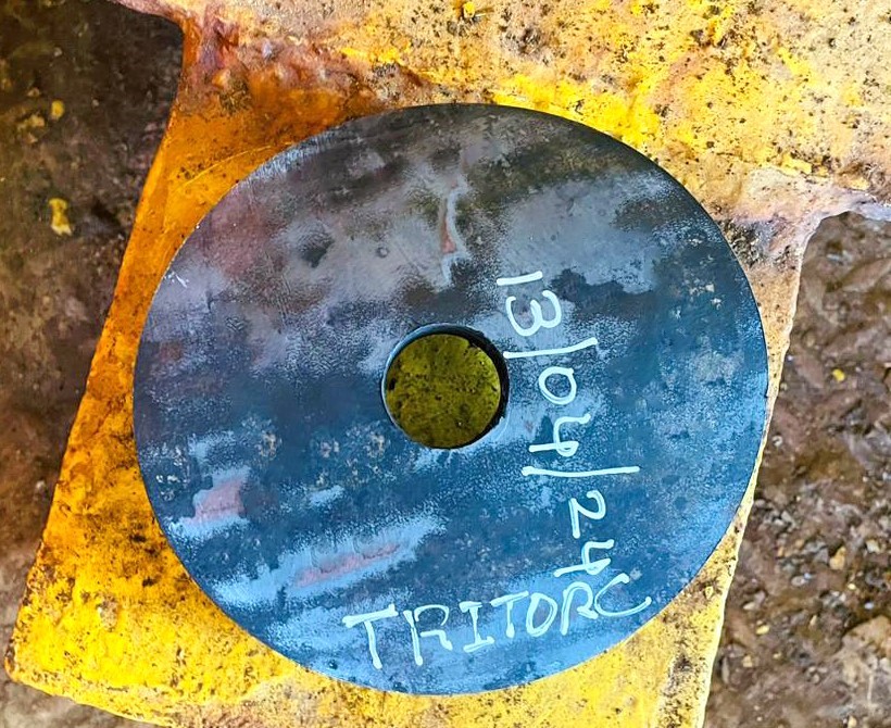 Hot Tapping Operation at B193, 28 Hours from shore 0002