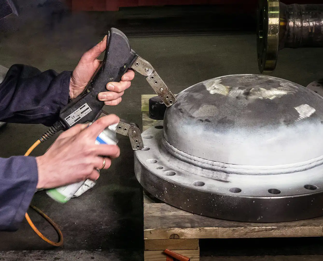 How to Identify if a Flange Needs Maintenance MAgnetic Particle inspection Flange