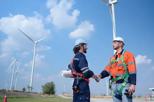 Powering through Wind: How Global OEMs and Industry Giants are Supporting Renewable Energy