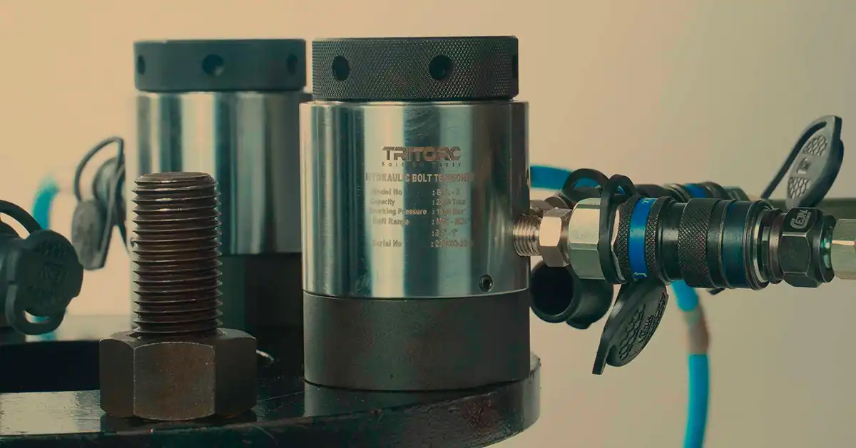 Design and Analysis of Hydraulic Bolt Tensioners